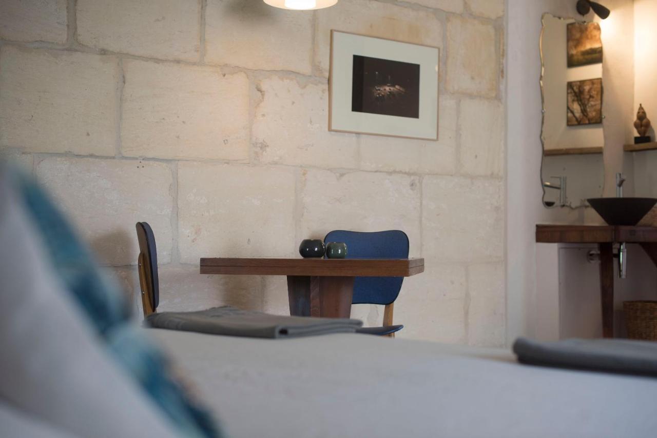 Les Chambres D'Agmara Арл Екстериор снимка