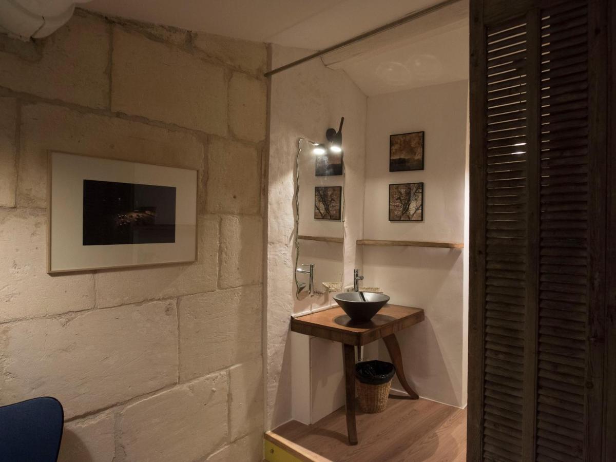 Les Chambres D'Agmara Арл Екстериор снимка